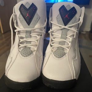 jordan true flight GS